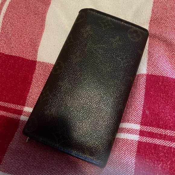 Louis Vuitton wallet - Picture 6 of 11